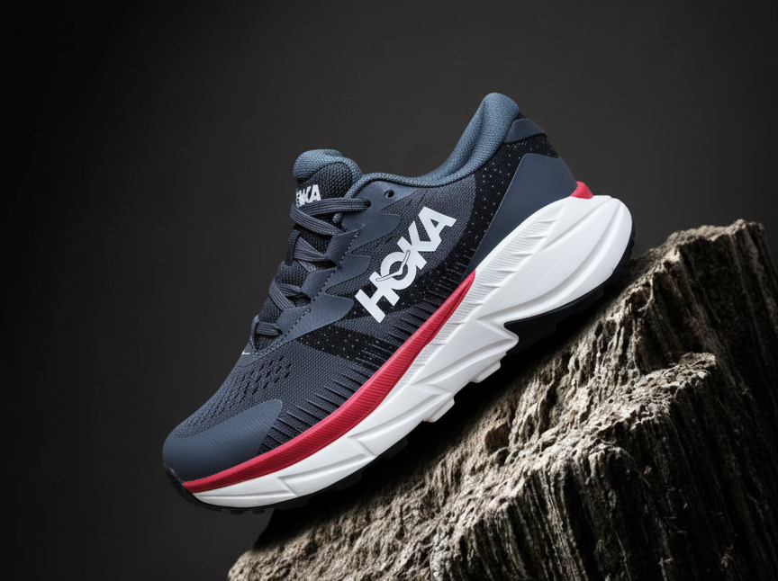HOKA - All Black