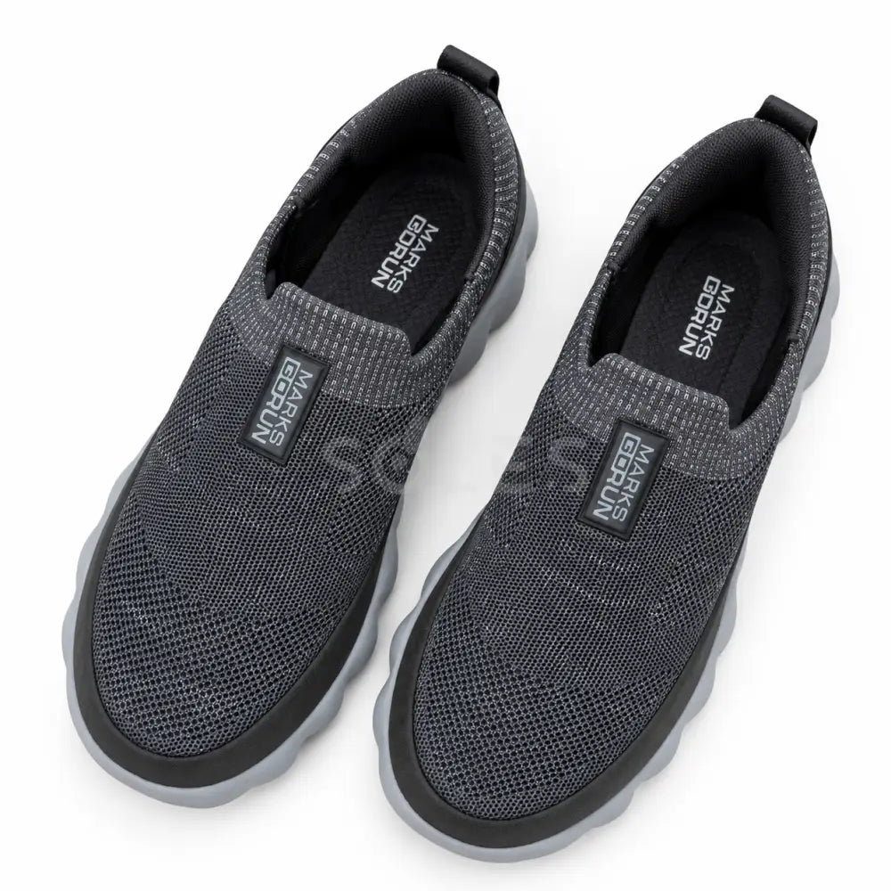 SOLES M-935 dark grey men's breathable mesh slip-on walking shoe, photo 4 of 4