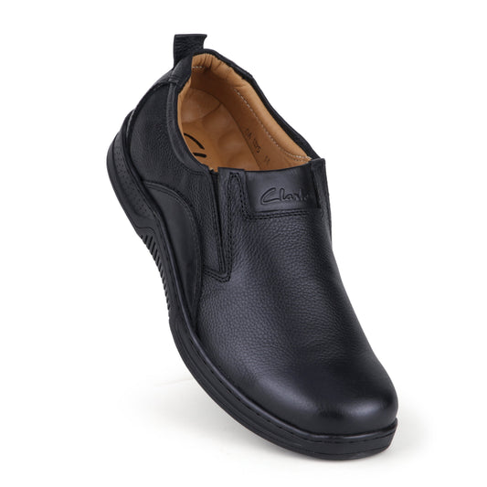 Black leather office shoes for men with cushioned sole, part of the SOLES.PK formal range in Pakistan