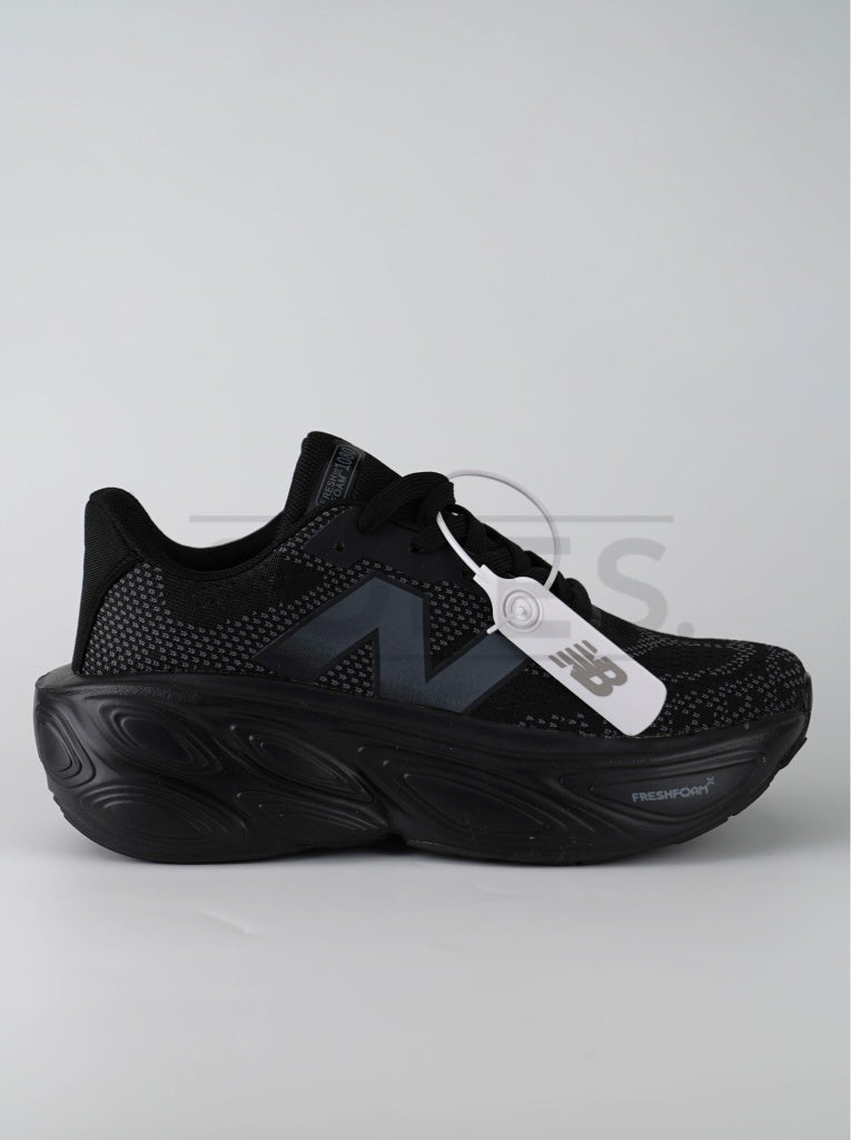 New Balance Cushioned Road Runner – Everyday Comfort