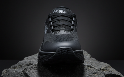 HOKA - All Black